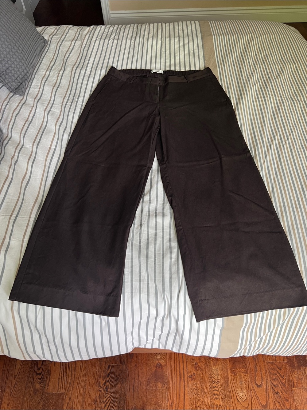 Banana Republic high rise wide-Leg Pants in Dark Brown